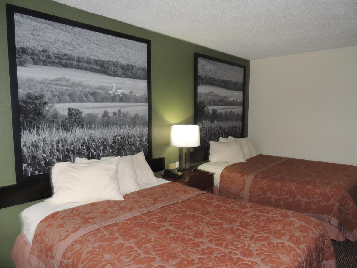 Super 8 By Wyndham Mifflinville Near Bloomsburg Buitenkant foto