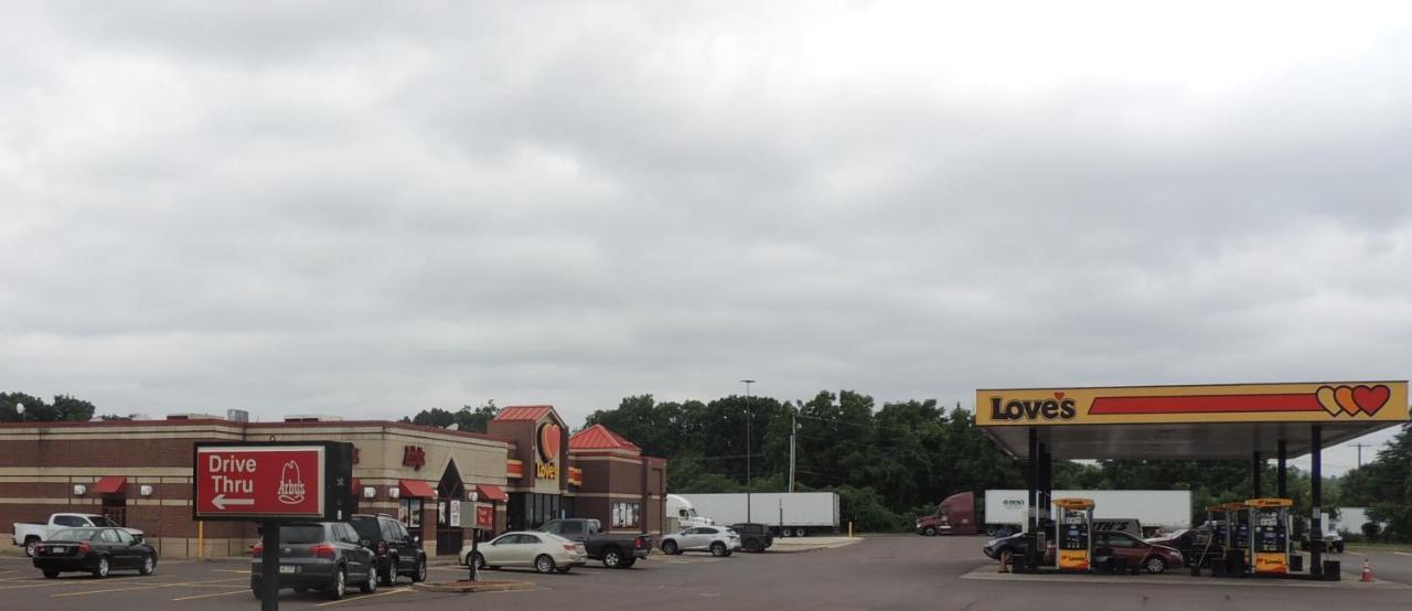 Super 8 By Wyndham Mifflinville Near Bloomsburg Buitenkant foto