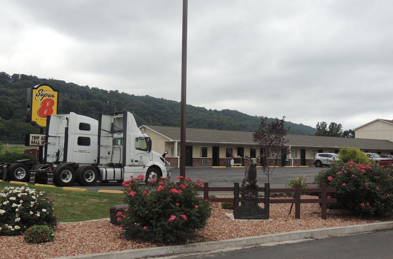 Super 8 By Wyndham Mifflinville Near Bloomsburg Buitenkant foto
