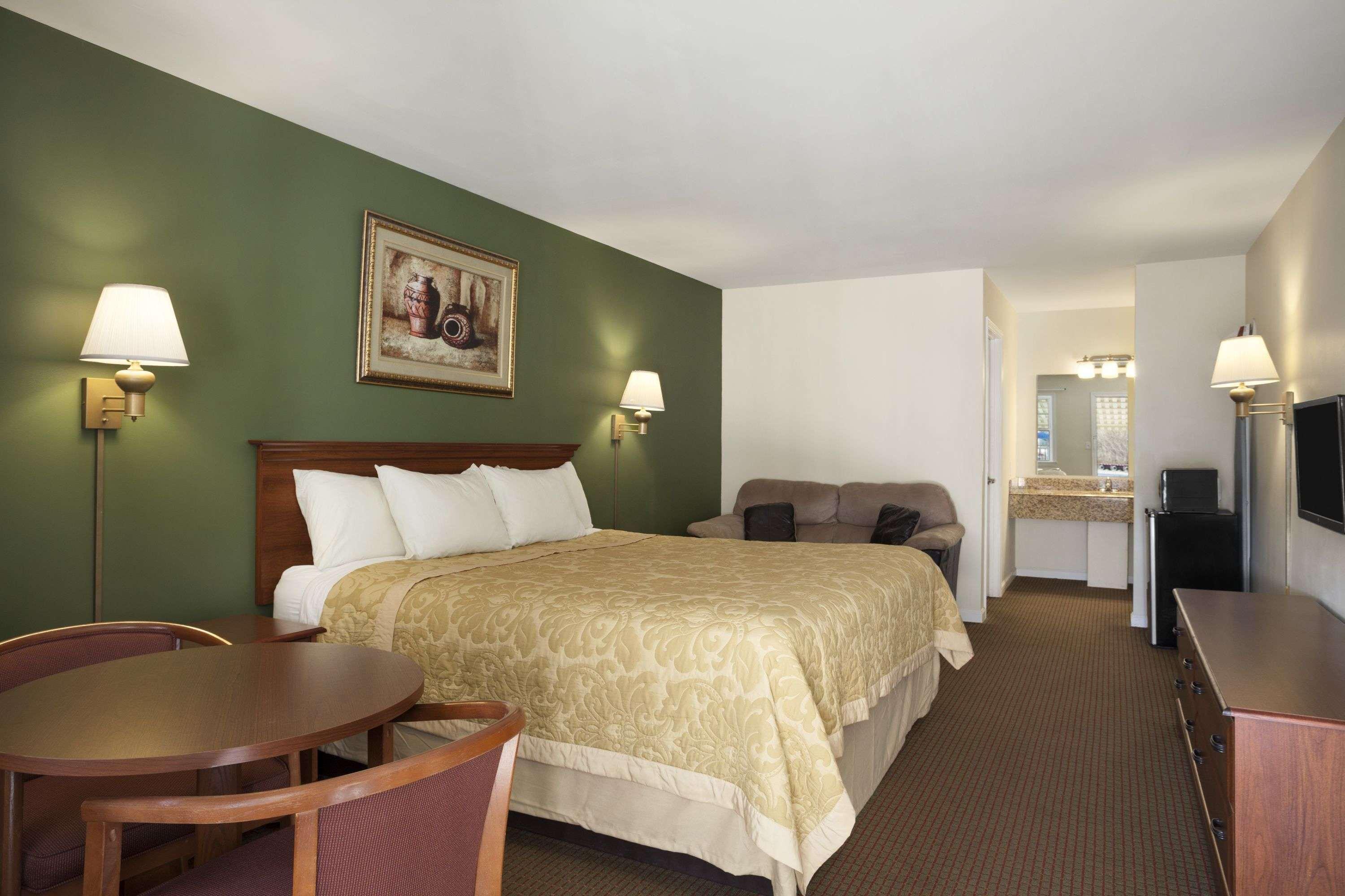 Super 8 By Wyndham Mifflinville Near Bloomsburg Buitenkant foto